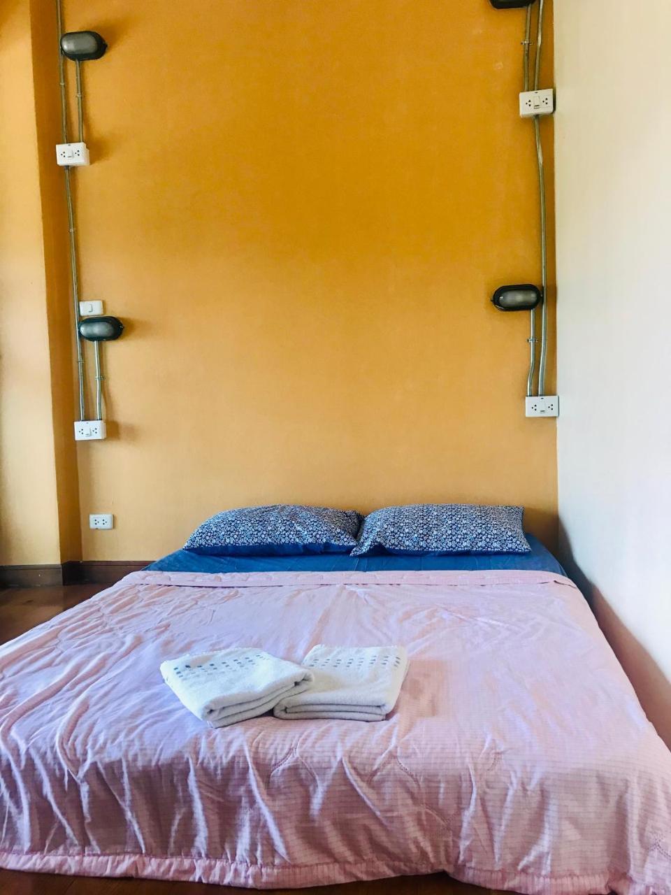 Mojo House Hostel Chiang Mai Buitenkant foto